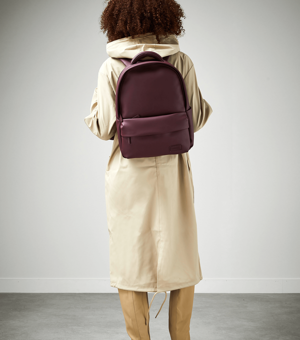 Lost In Berlin Ryggs&auml;ck 15"