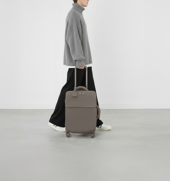 Lost In Berlin Kabinv&auml;ska 55cm