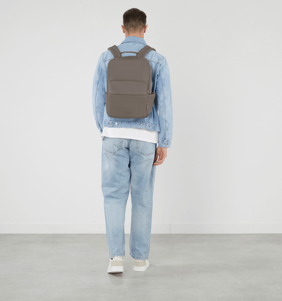 Lost In Berlin Ryggsäck Lifetrotter 15.6" Lost In Berlin Ryggsäck Lifetrotter 15.6"