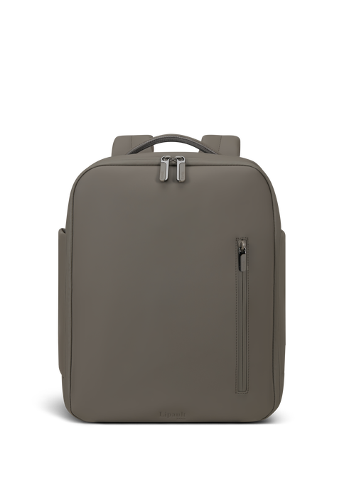 Lost In Berlin L&auml;tt resryggs&auml;ck 15.6"