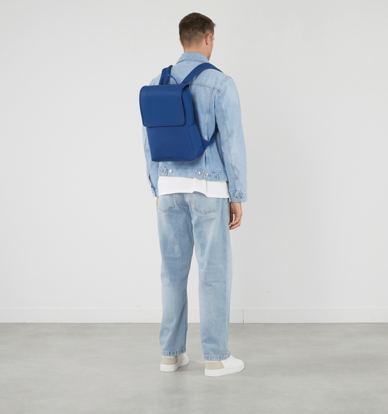 Lost In Berlin Ryggsäck Square 15"