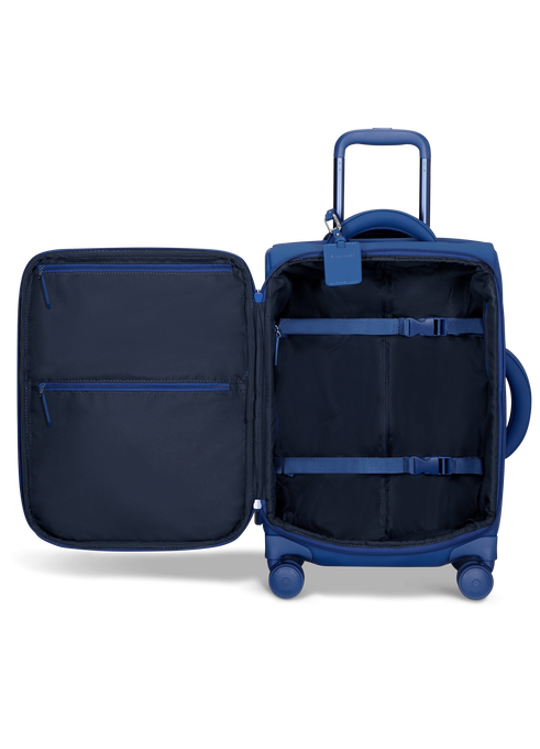 Lost In Berlin Kabinv&auml;ska 55cm | Lipault Lost In Berlin Cabin 2.0 55cm  Blue Me Away