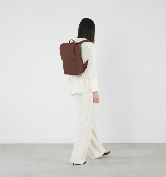 Lost In Berlin Ryggsäck Square 15"