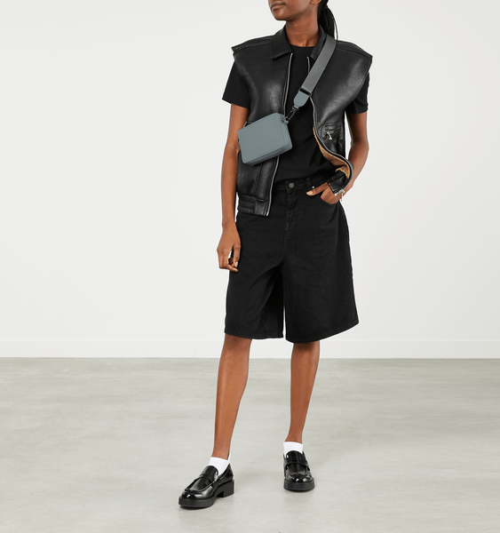 Lost In Berlin The Box - Crossbody v&auml;ska
