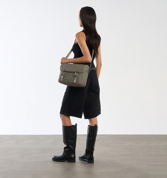Lost In Berlin Crossbody v&auml;ska Exile