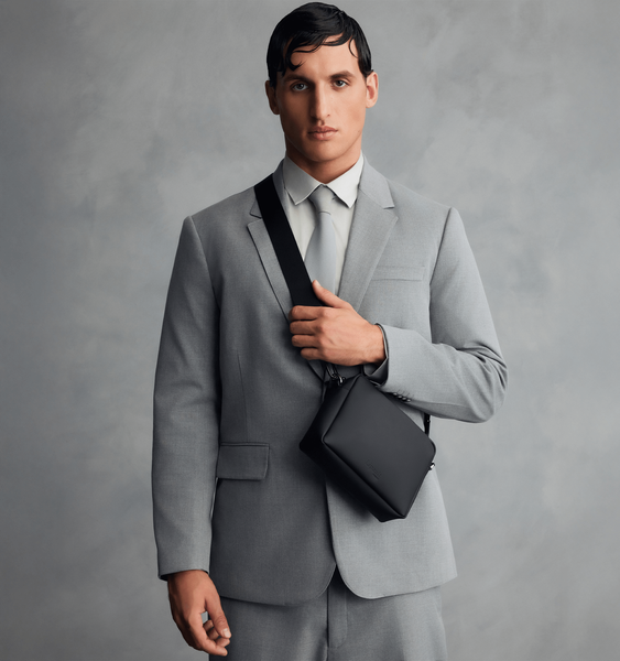 Lost In Berlin The Big Box - Crossbody väska