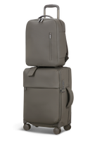 Lost In Berlin L&auml;tt resryggs&auml;ck 15.6"