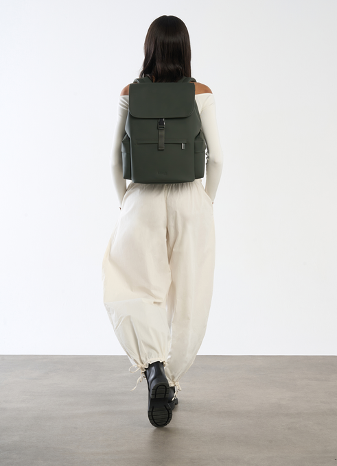 Lost In Berlin Ryggs&auml;ck Cargo M 15.6"